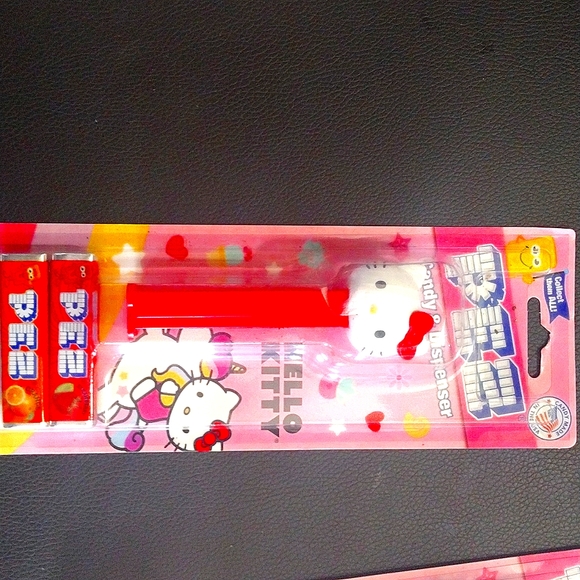 Hello kitty Pez collection - Picture 3 of 11